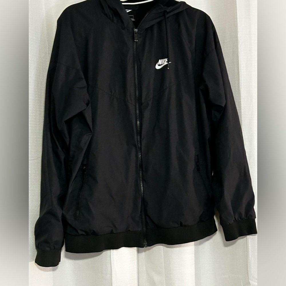 Nike windbreaker sz L